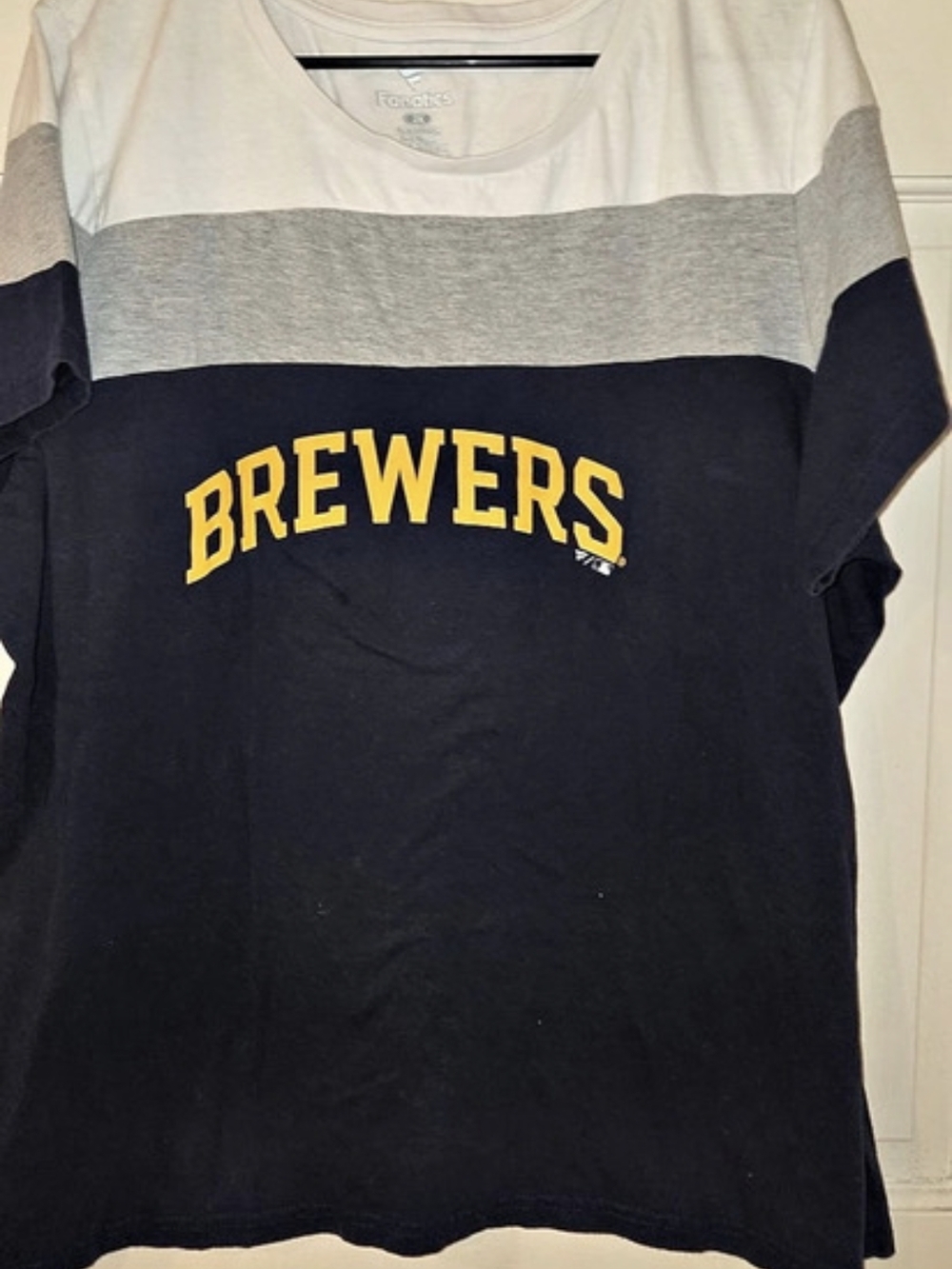 Fanatics Color Block Milwaukee Brewers Tee Size 2X